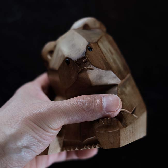 大和正幸 木彫りの熊 – zakka store towi