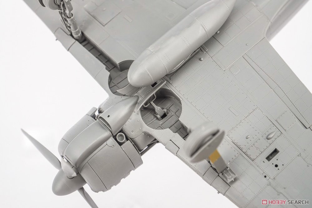 日本海軍 空母 赤城 艦橋 w/飛行甲板+零式艦上戦闘機 (プラモデル