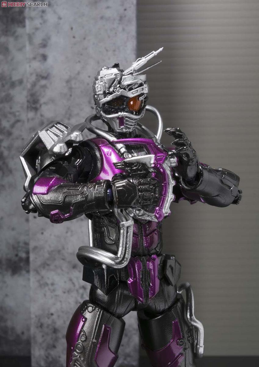 S.H.Figuarts Mashin Chaser w/Initial Release Bonus Item (Completed
