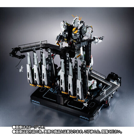 お値段、約14万円の圧倒的存在感！解体匠機「RX-93 νガンダム フィン