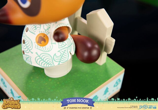 どうぶつの森』看板キャラで社長の「たぬきち」だなも！お馴染みポーズ