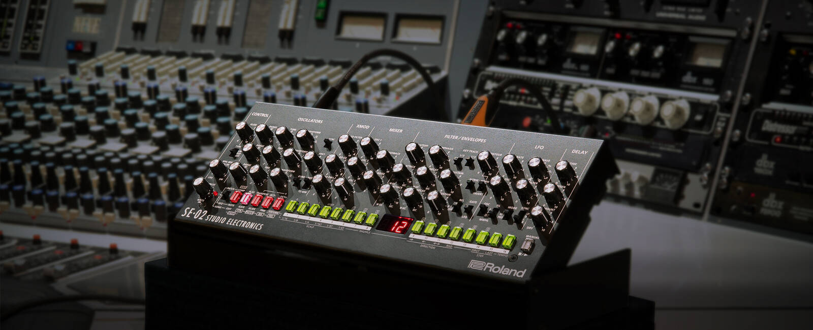 Roland SE-02 新発売！Studio Electronicsとのコラボが生んだ