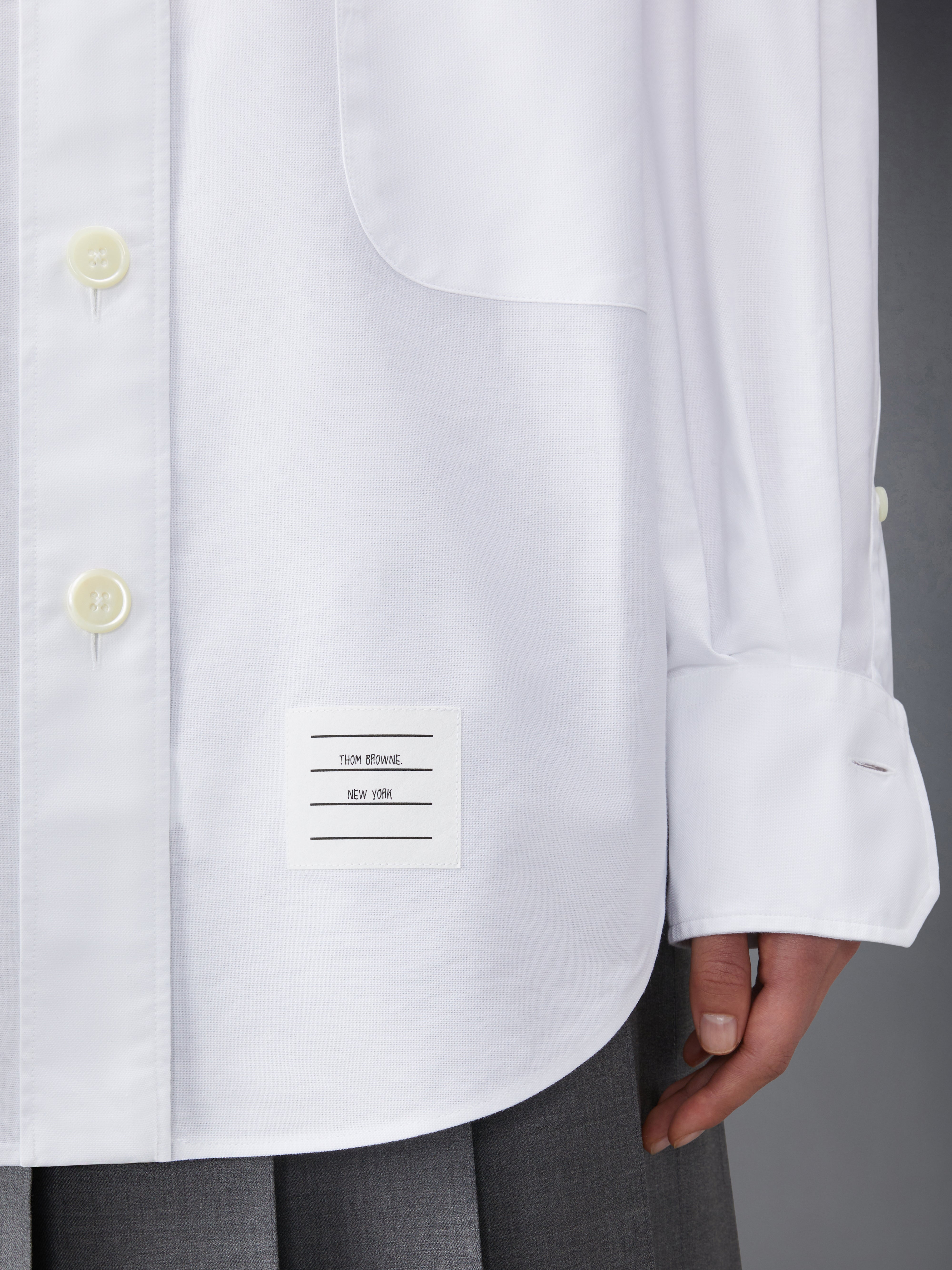 オックスフォード アームバンド スーパーサイズ シャツ | Thom Browne