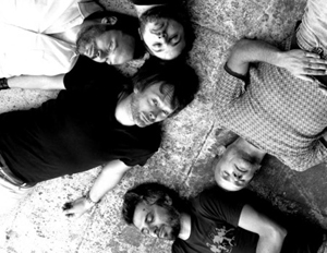 レディオヘッドのトム・ヨーク、レッチリのフリーらのバンドAtoms For