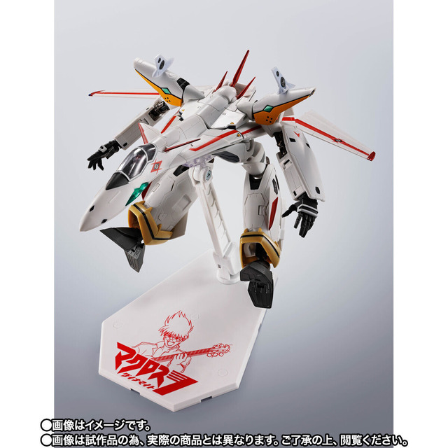 マクロス ダイナマイト7」バサラが搭乗した“VF-19P エクスカリバー”が
