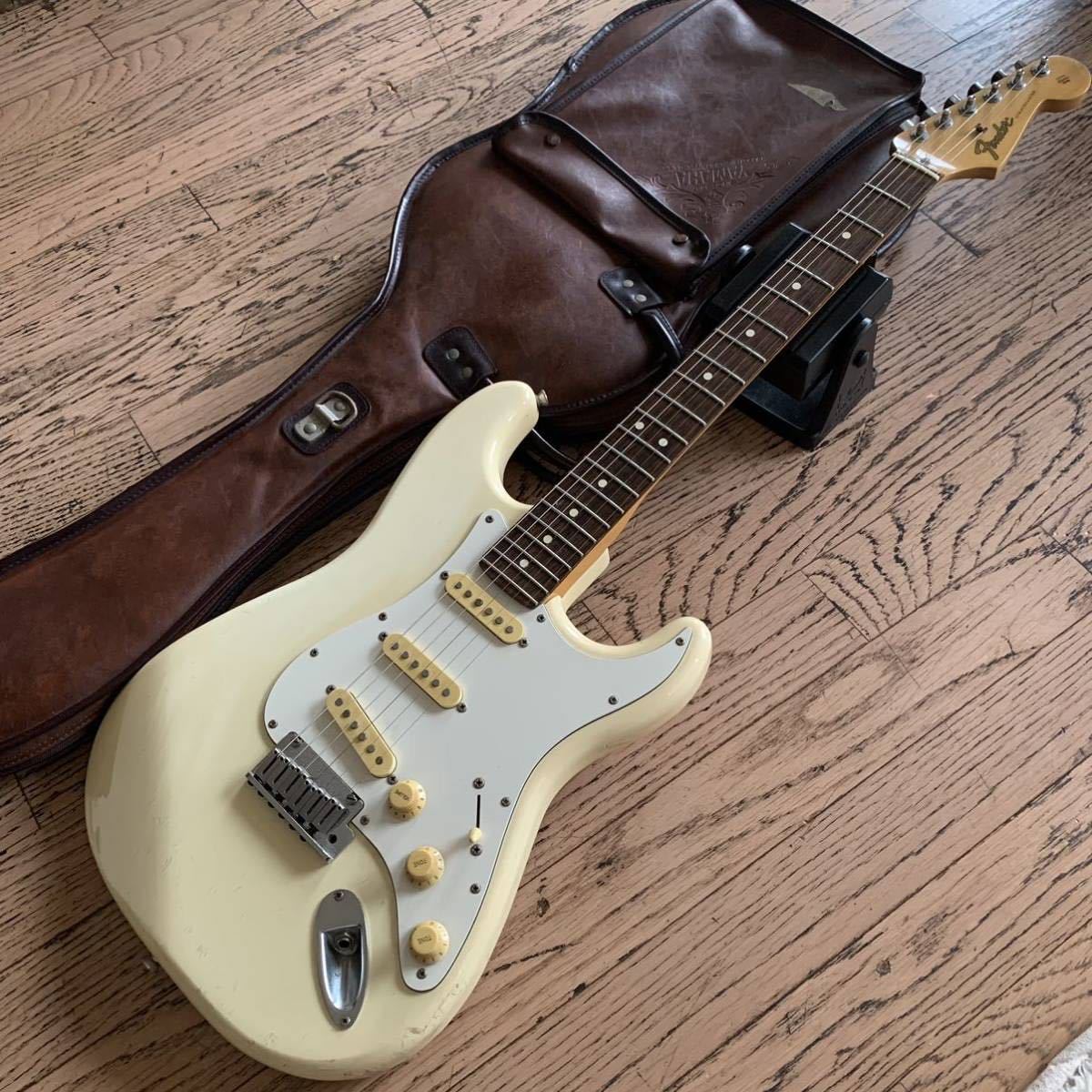 Yahoo!オークション - Fender JAPAN フェンダージャパンStratocaster
