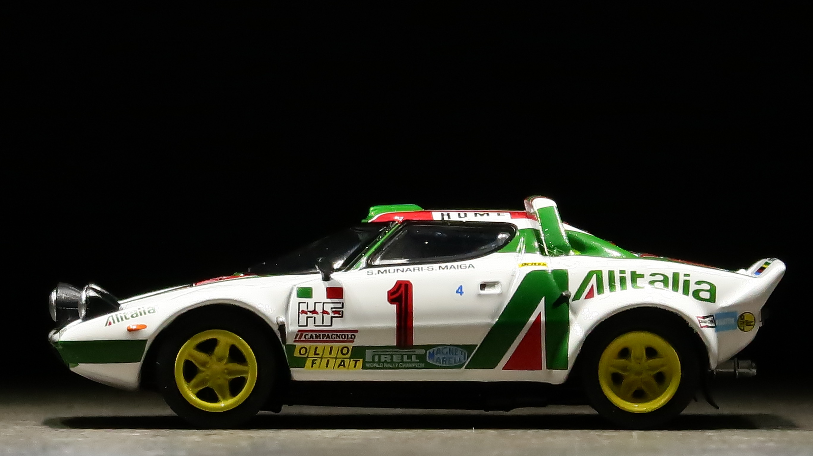 モデルインプレッション】 Mini GT 1/64 - Lancia Stratos HF 1977