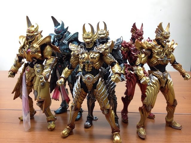 牙狼 ~闇を照らす者~ 魔戒可動シリーズ ガロ、ゼン、ガイ、金色ver