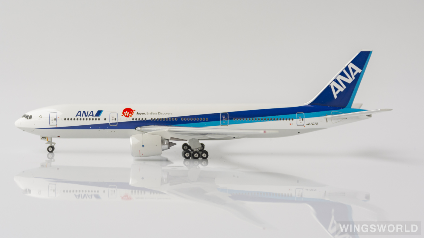 ANA 777-200ER 全日空 JA717A ph 1:400 www.JetCollector.com: ANA