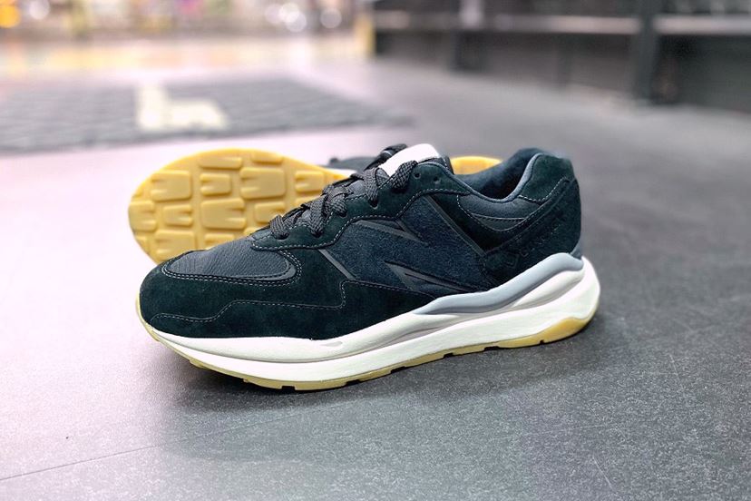 ニューバランスの新定番「5740」が「GORE-TEX」でパワーアップ