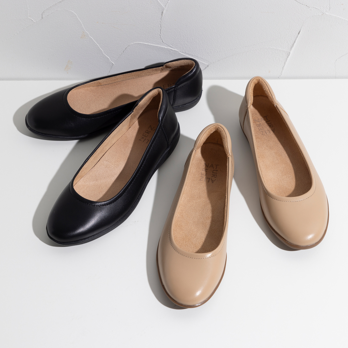Naturalizer 羊革フラットシューズ ナチュラライザー（NATURALIZER