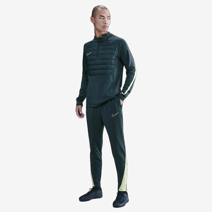 NIKE（ナイキ） 爆買 メンズ トレーニング セットアップ 上下セット