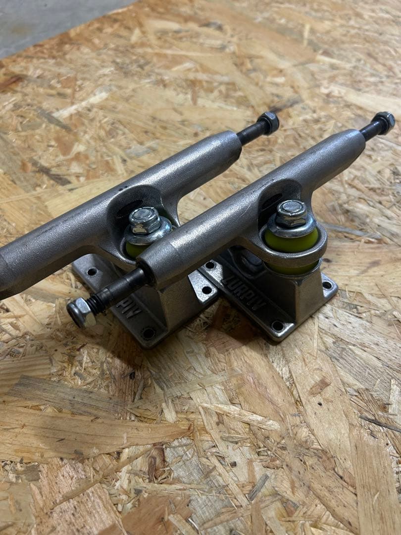 lurpiv 150 スケートボードトラック シルバー LURPIV TRUCK ラーピヴ トラック SOLID 150 シルバー スケートボード